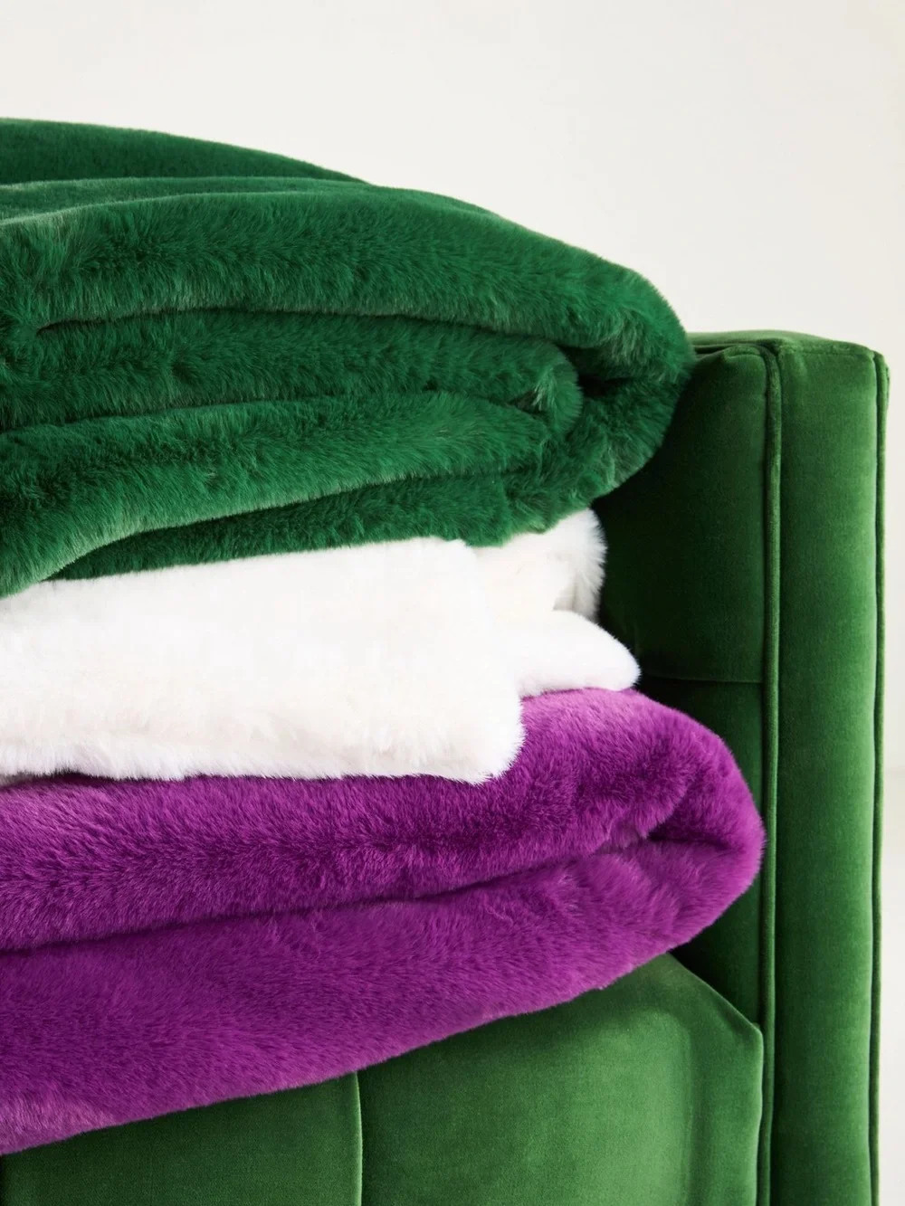 Anthropologie The Sophie Faux-Fur Throw Blanket White 60x90